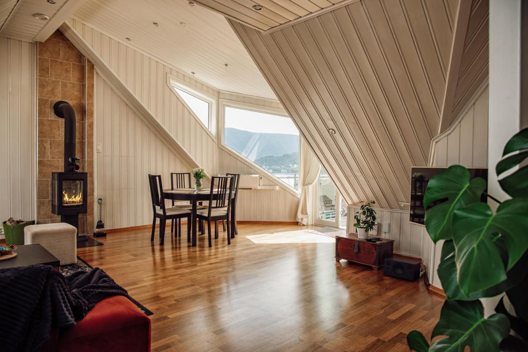 Panorama Apartment With 360 View Of The City Ålesund Exteriör bild