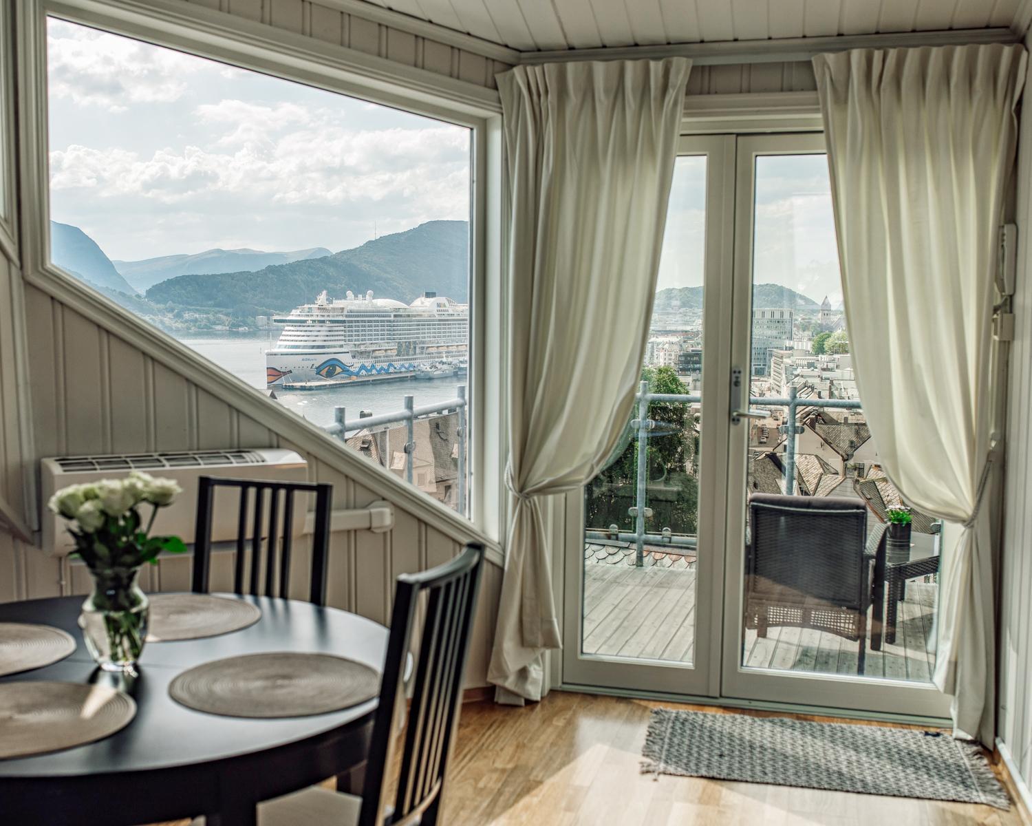 Panorama Apartment With 360 View Of The City Ålesund Exteriör bild