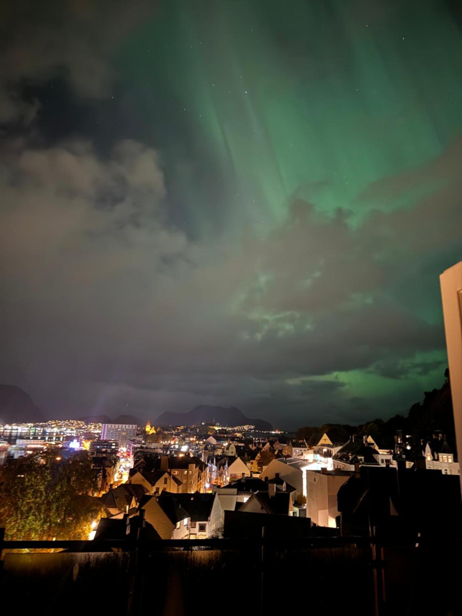 Panorama Apartment With 360 View Of The City Ålesund Exteriör bild